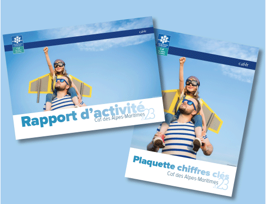 Un enfant sur les épaules de son papa