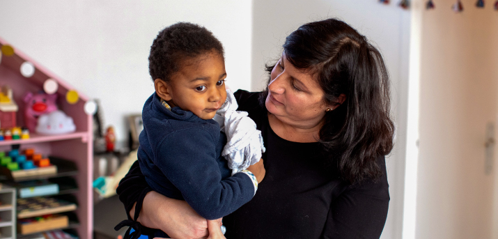 assistante maternelle et enfant