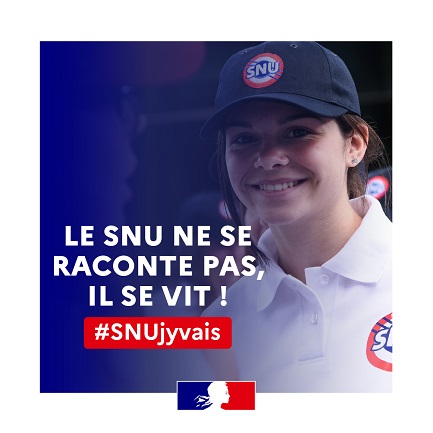 Jeune femme engagée dans le Service National Universel