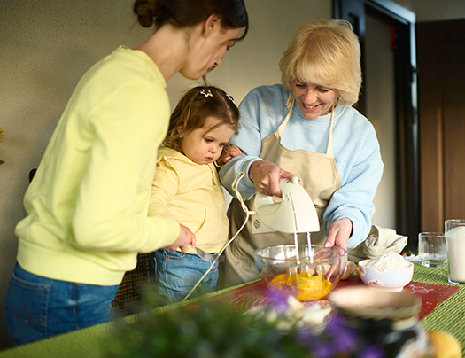 Parents : tout savoir sur l’aide et l’accompagnement à domicile ! 